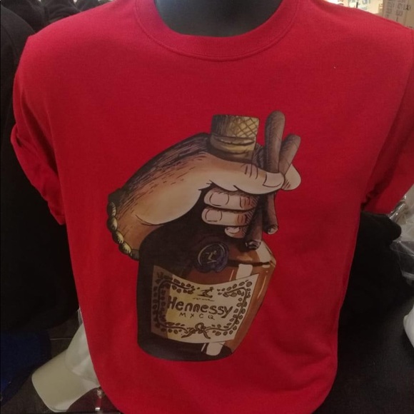 Clothes - Picture 1 of 8